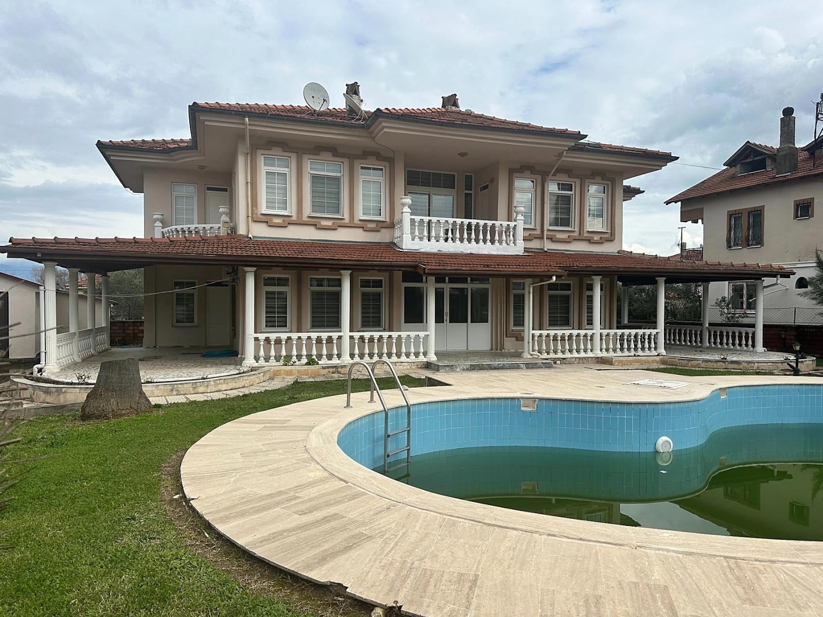Ein Zeitloses Familienhaus Im Herzen Von Dalyan