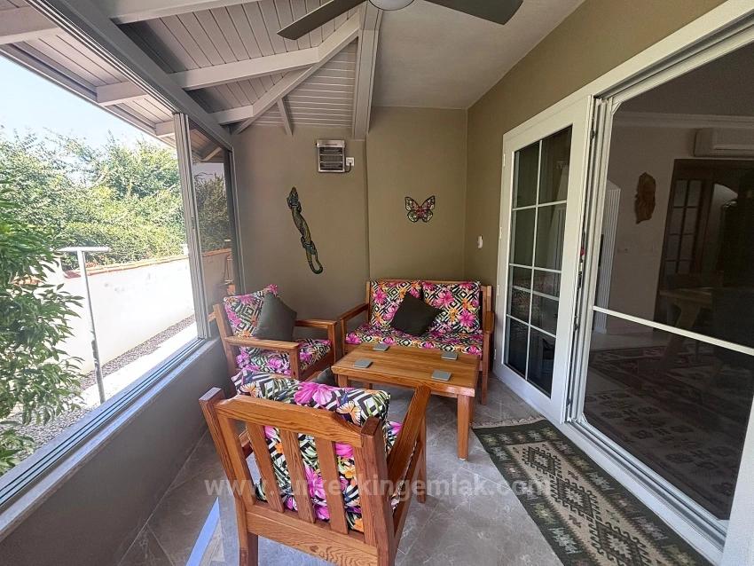 Ein Friedlicher Rückzugsort Inmitten Der Natur – Freistehende Villa In Marmarlı