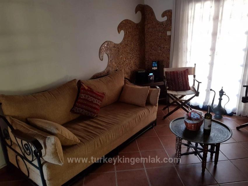 Ein Charmantes, Freistehendes Bungalow Mit Investitionspotenzial In Der Gegend Von Dalyan Arıkbaşı.