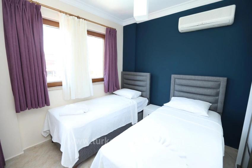 Stilvolle Und Komplett Renovierte Privatvilla Mit Blick Auf Montenegro – Memphis Blue