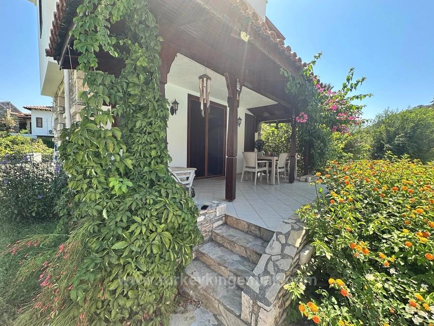 Villa Mit Zwei Schlafzimmern In Einem Charmanten Komplex In Gülpınar, Dalyan.