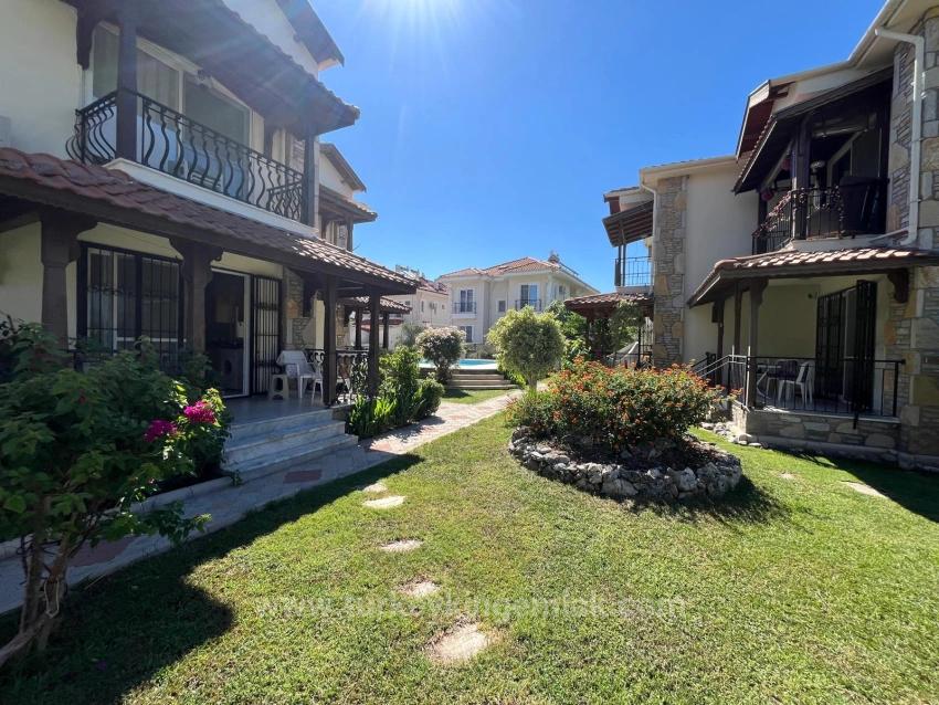 Eine Komfortable Und Ruhige Erdgeschosswohnung