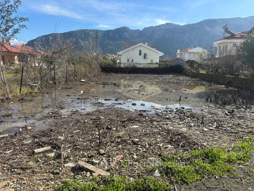 Eckgrundstück Mit Wohnzone Zum Verkauf In Muğla Dalyan Arıkbaşı