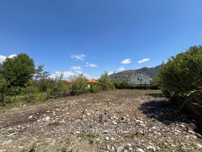 Eckgrundstück Mit Wohnzone Zum Verkauf In Muğla Dalyan Arıkbaşı