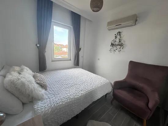 Dalyanda 1. Etage Apartment und geräumiger schöner Garten