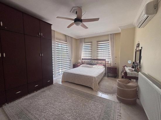 Ein Friedlicher Rückzugsort Inmitten Der Natur – Freistehende Villa In Marmarlı