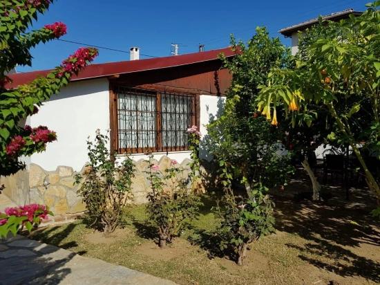 Freistehendes Bungalow Mit Investitionspotenzial In Der Gegend Von Dalyan