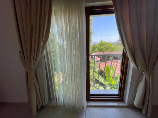 Dalyans Verstecktes Paradies: Luxuriöses Garten-Gästehaus Und Boutique-Hotel Als Investitionsmöglichkeit