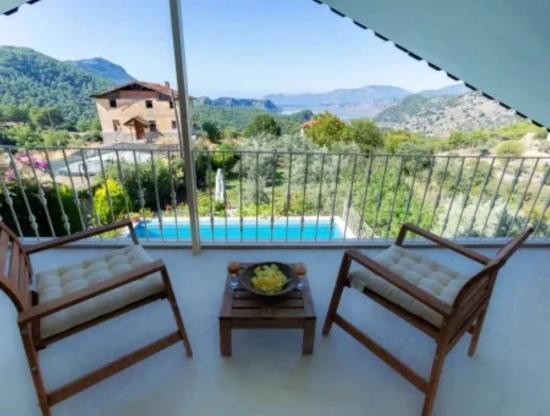 Villa Zum Verkauf In Dalyan Gökbel Mit Blick Auf Den Iztuzu-strand