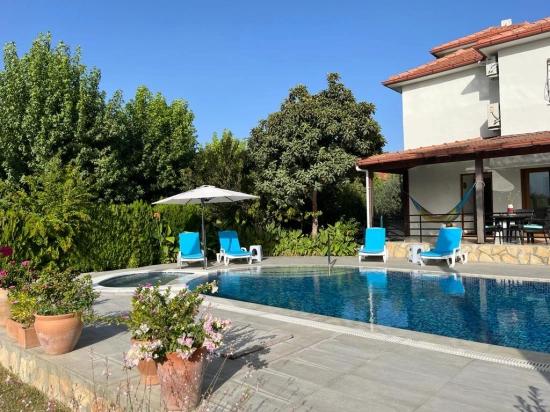 Duplex Zum Verkauf In Dalyan Okçular Auf Einem 1000 M2 Großen Grundstück