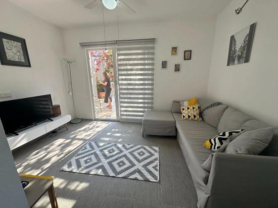 Einzigartige Mediterrane Villa Mit Separatem Apartment