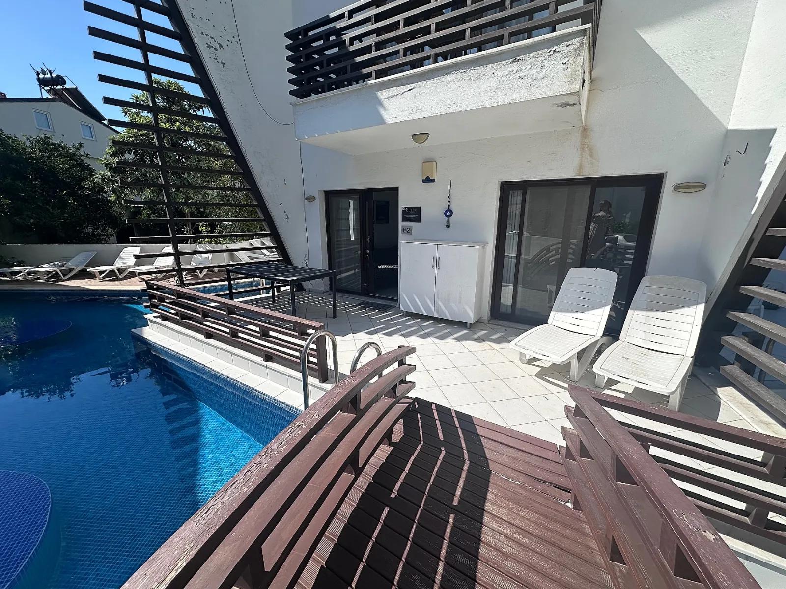 Modern Elegance Integrated With The River