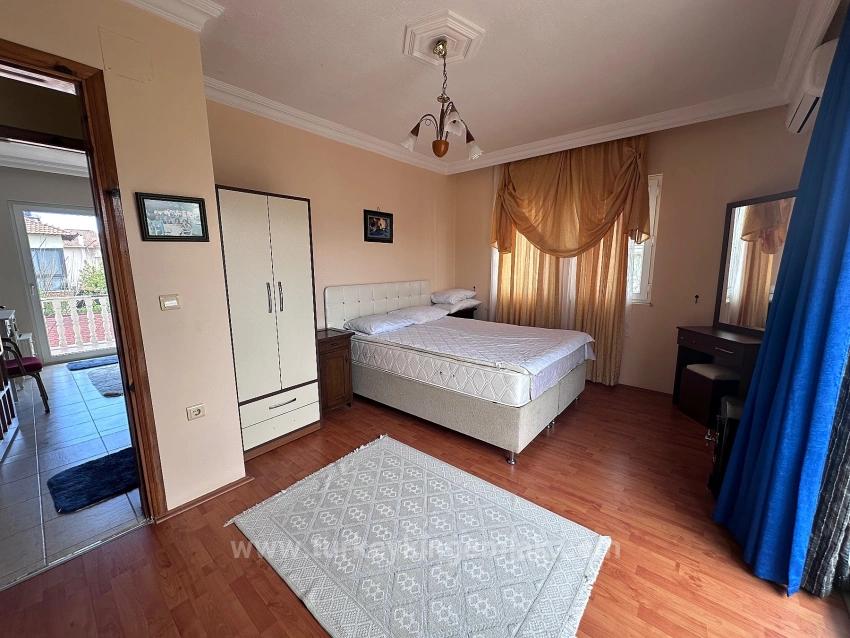 Characterful Villa Offers Great Potential.