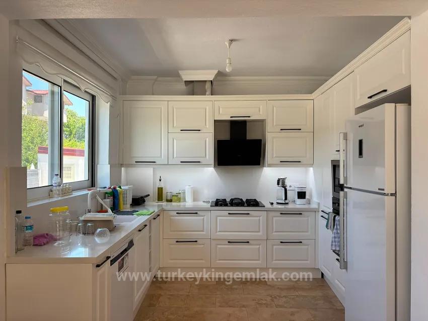 Villa Aurelia – Timeless Elegance Address