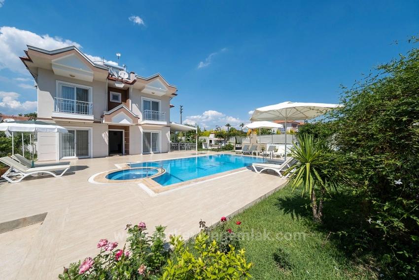 Hidden And Elegant 4-Bedroom Villa In Gülpınar – Villa İnci
