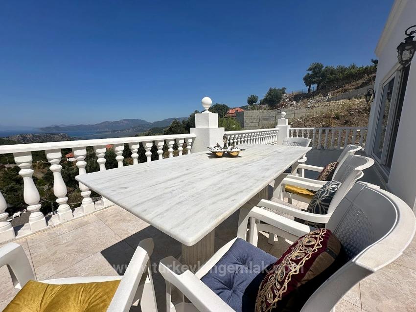 Luxury 7-Bedroom Mansion With Unparalleled Sea Views In Gökbel