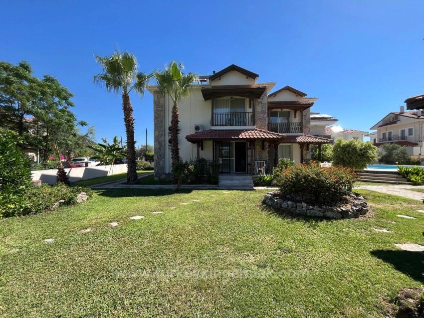 A Comfortable And Peaceful Ground Floor Apartment