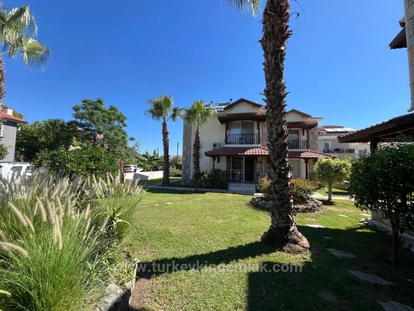 A Comfortable And Peaceful Ground Floor Apartment