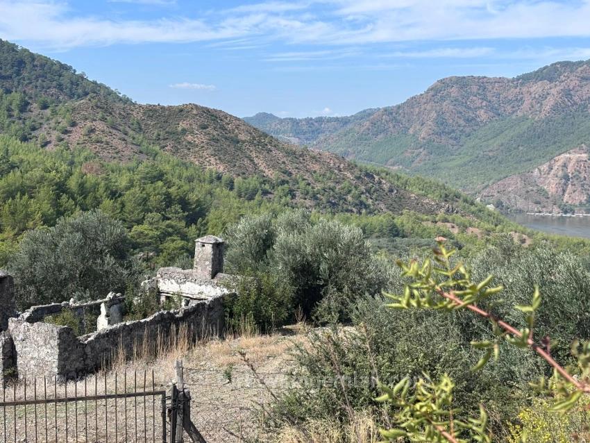 An Exclusive Renovation Opportunity In The Tranquil Akkaya Valley