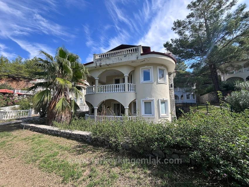 An Exclusive Renovation Opportunity In The Tranquil Akkaya Valley