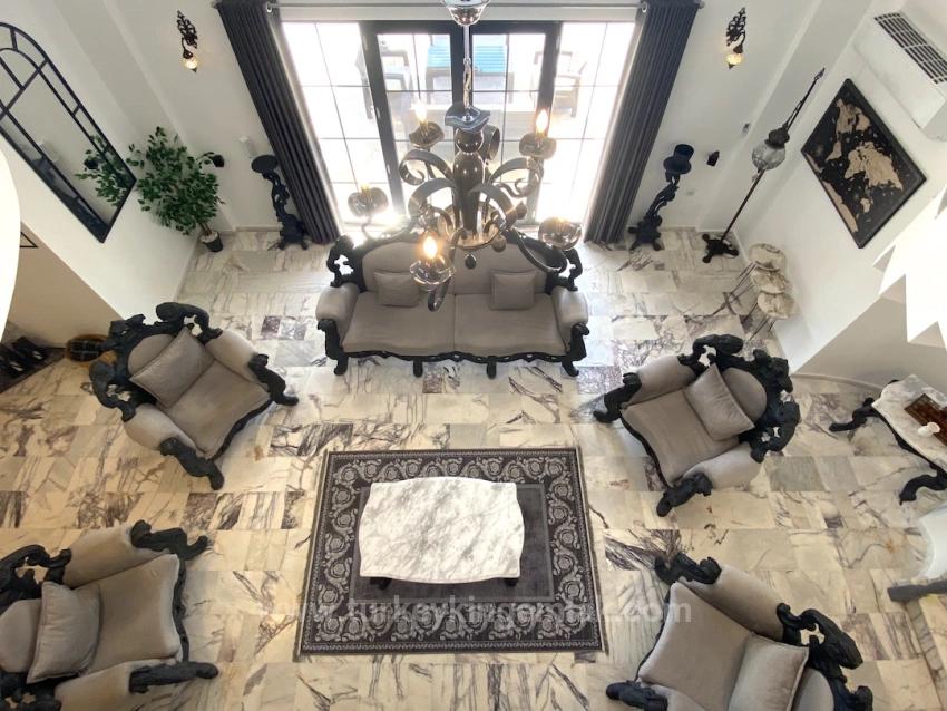 A Fairytale Property, Two Separate Lives