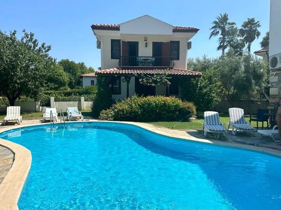 Gülpınar, A Charming And Independent Two-Bedroom Villa In Dalyan.