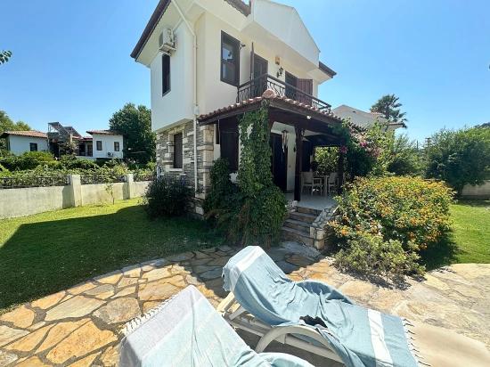 Two-bedroom Villa In A Charming Complex In Gülpınar, Dalyan.