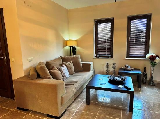 An Unparalleled, Palatial Villa In The Heart Of Dalyan.