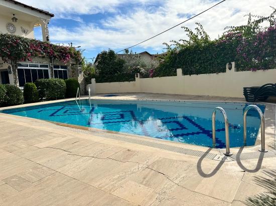 Duplex Villa For Sale In A Quiet And Peaceful Complex In The Center Of Dalyan.