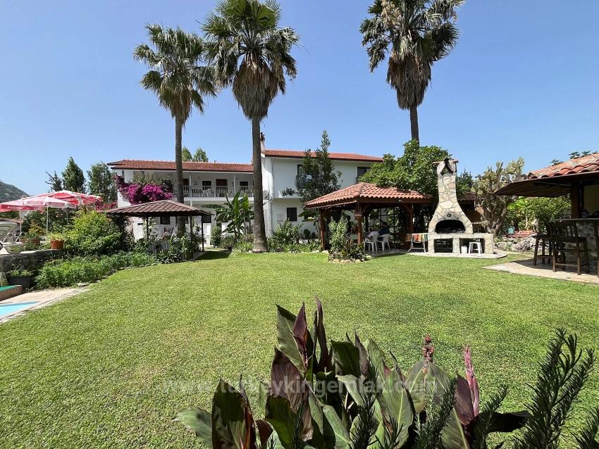 Скрытый Рай Даляна: Роскошный Бутик-Отель С Садом И Гостевым Домом Для Инвестиций.