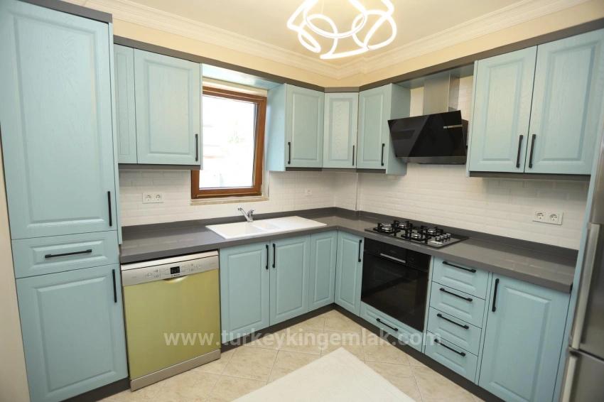 Стильная И Полностью Отремонтированная Частная Вилла С Видом На Черногорию