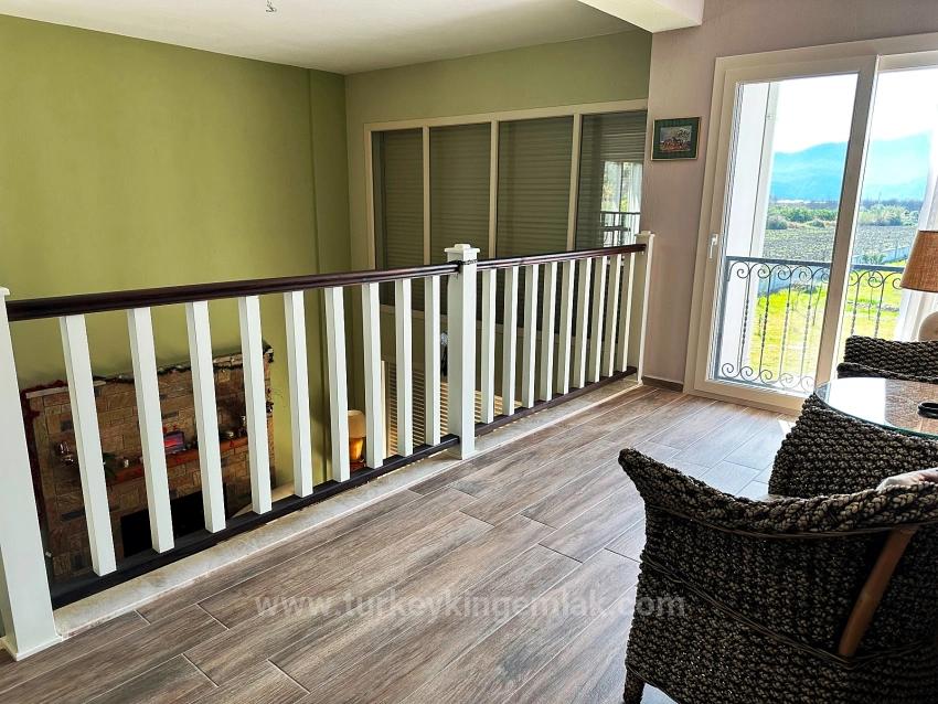 Уникальная Жизнь В Гармонии С Природой.