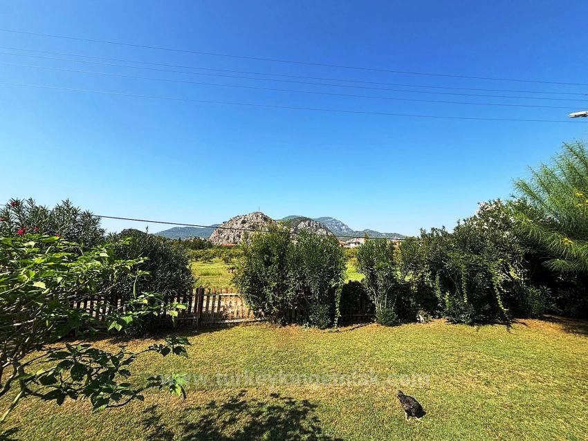 Вневременная Вилла, Словно Шепчущая Голос Природе.