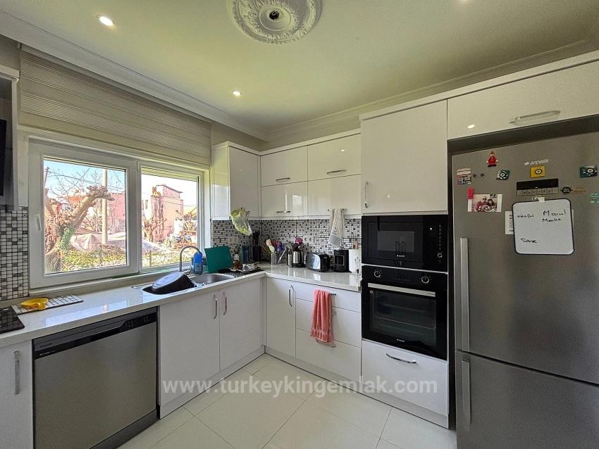 Продается Частный Бунгало В Ортадже Окчулар, Расположенный На Участке Площадью 459 М²!