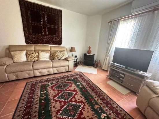 Спокойная Жизнь Среди Шепота Гор