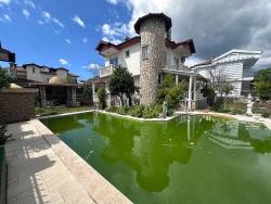 Уникальная Вилла На Частном Участке Площадью 500 М² – Обладает Огромным Потенциалом.