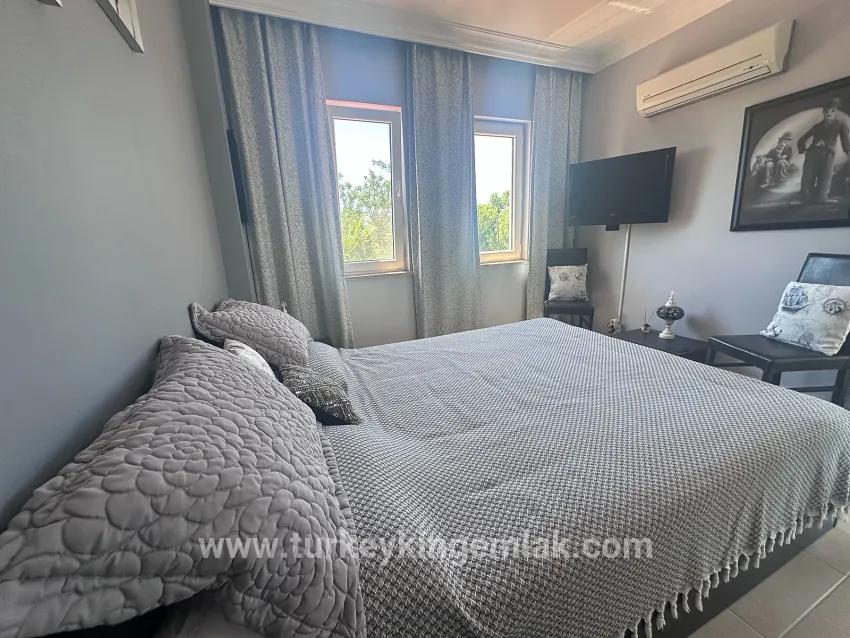 Doğanın Kalbinde Şık Villa
