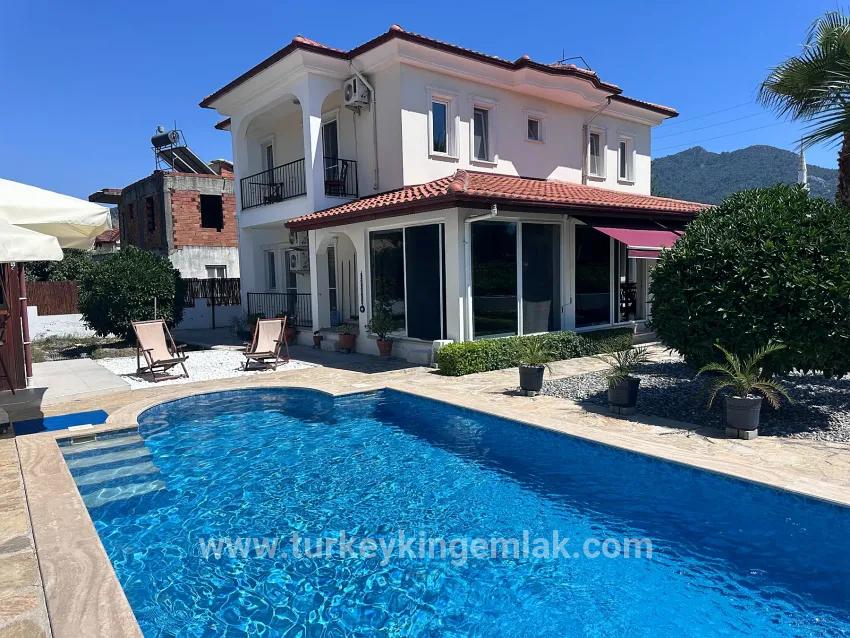 Ortaca Dalyan Mah. Satılık 4+1 Villa - 569 m²