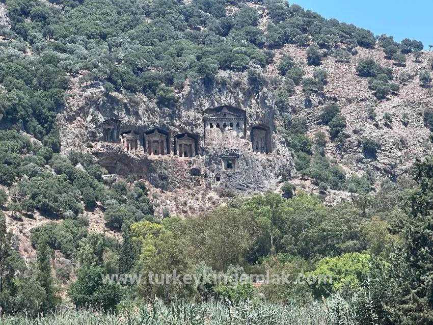 Dalyan Nehri Manzaralı Lüks Villa
