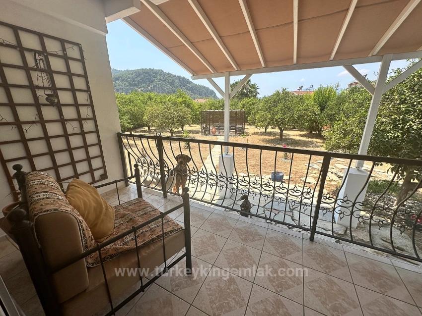 Dalyan Okçular Da Geniş Arsa 'Ya Sahip Geleneksel Türk Evi