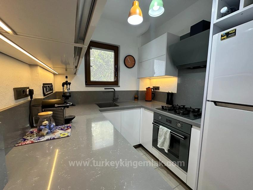 Dalyan Osmanağalar Bölgesinin 'De, Ortak Havuzlu Yarı Müstakil Villa