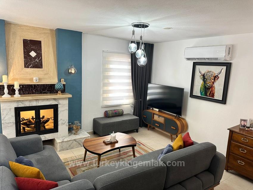 Dalyan Osmanağalar Bölgesinin 'De, Ortak Havuzlu Yarı Müstakil Villa