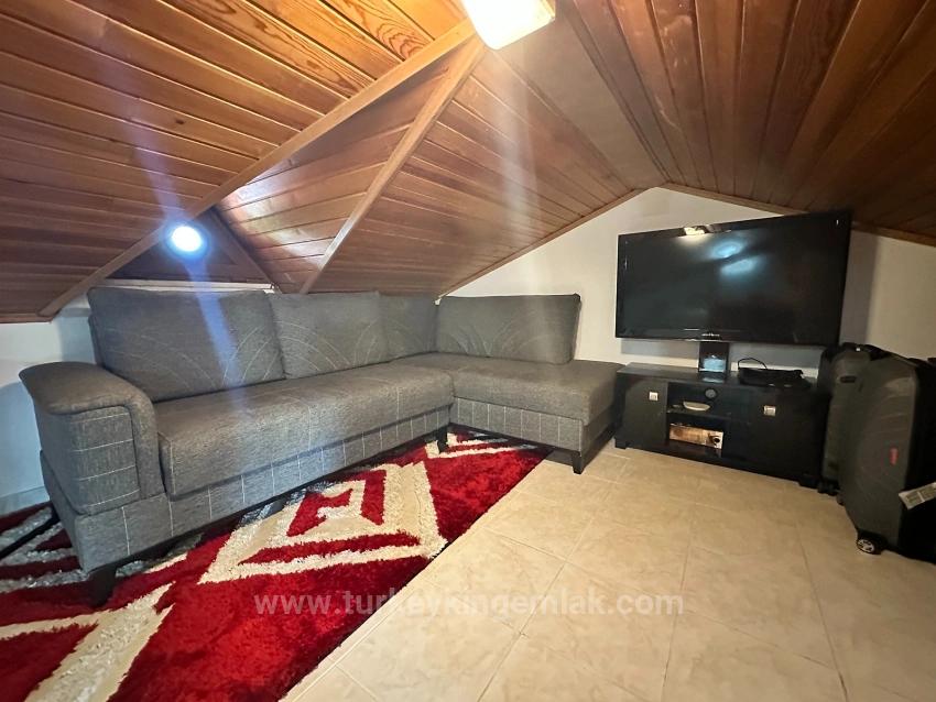 Dalyan Osmanağalar Bölgesinin 'De, Ortak Havuzlu Yarı Müstakil Dubleks Villa