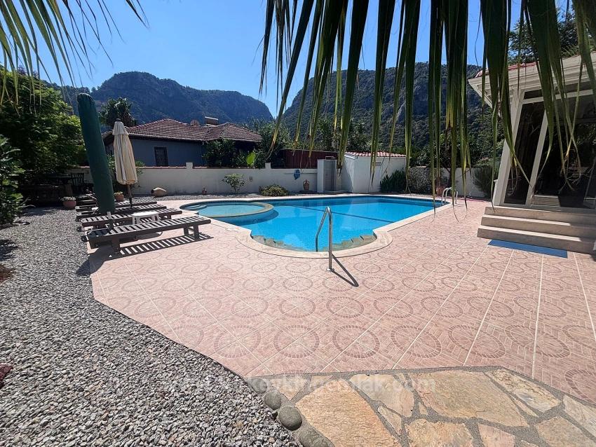 Dalyan Okçular Marmarlı’da Müstakil Villa