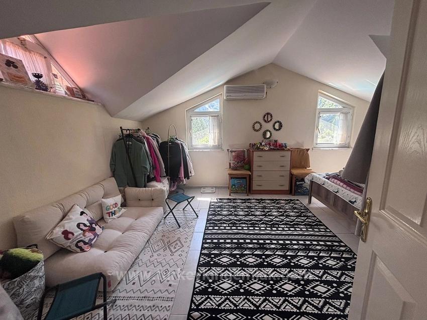 Dalyan Marmarlı Da Doğayla İç İçe Triplex Villa