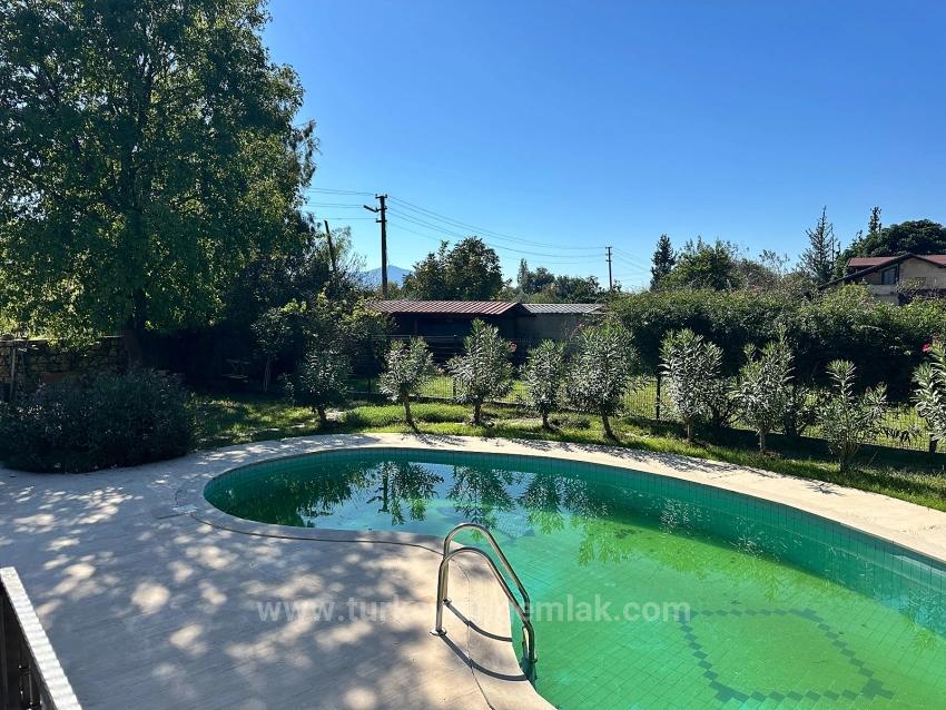 Karadağ Manzaralı, Özel Havuzlu 3+1 Geleneksel Bungalov – Uzun Dönem Kiralık