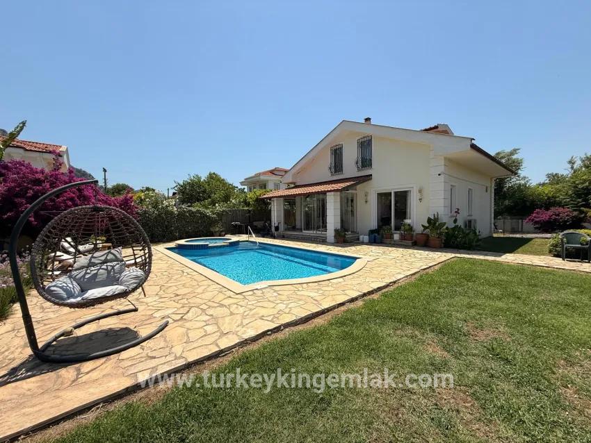 Dalyan Arıkbaşı Mevkiinde Satılık Bungalov