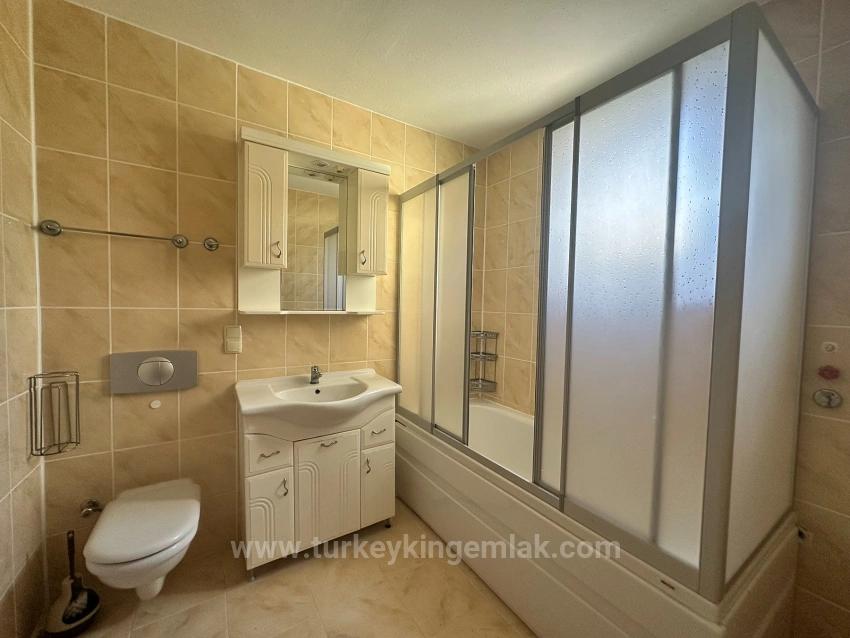 İkili Yaşam İçin Büyük Fırsat – 1.000M² Arsada Sınırsız Potansiyel