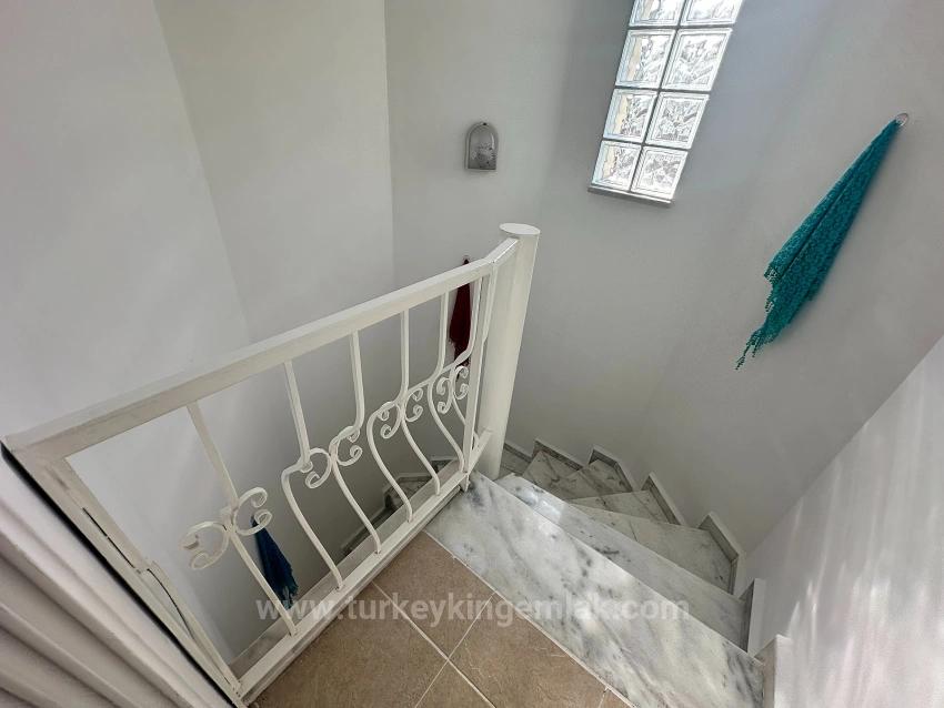 Küçük Bir Site İçerisinde, Ortak Havuzlu Villa