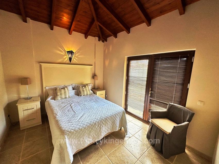 Dalyan’ın Kalbinde Eşi Benzeri Olmayan Saray Zarafetinde Bir Villa